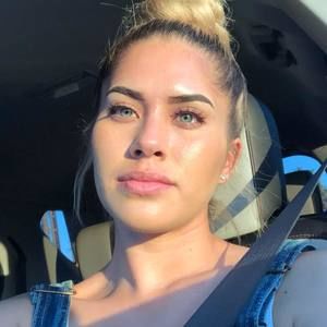 Meet your Posher, Evangeline